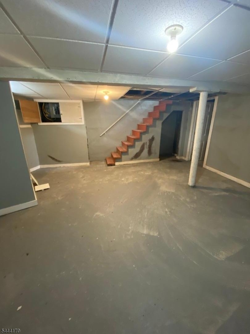 9 Lewis St Property Photo 14