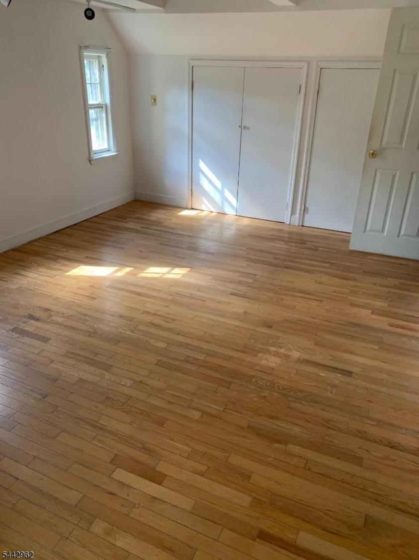 17 Dogwood Ter Property Photo 11