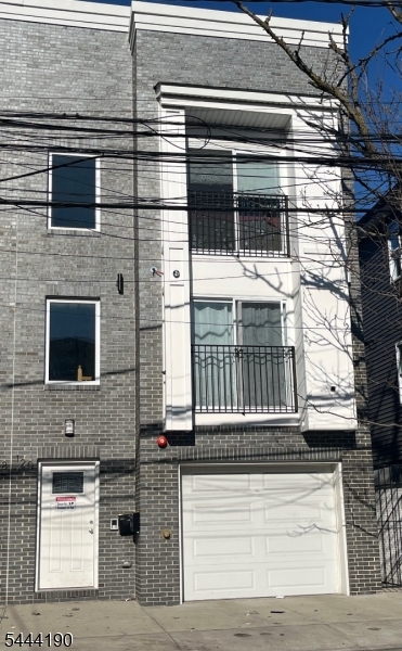 120 Fleming Ave Property Photo 9