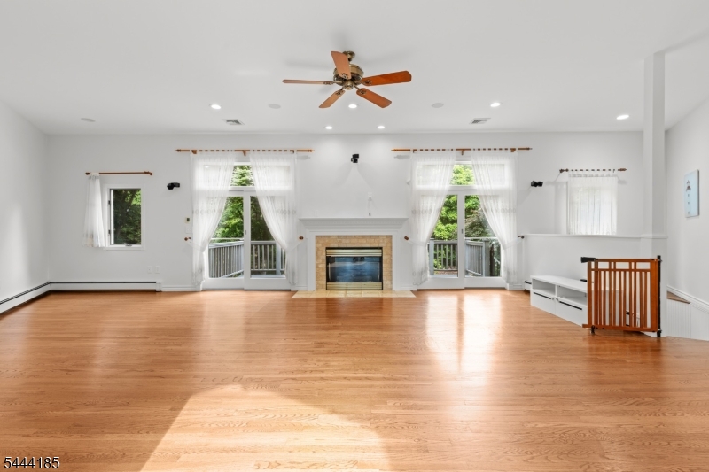 720 Berdan Ave Property Photo 12