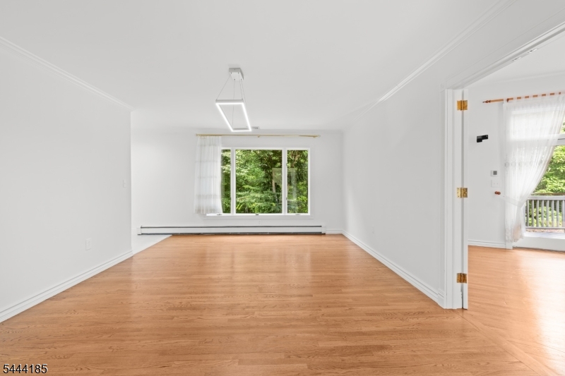 720 Berdan Ave Property Photo 15