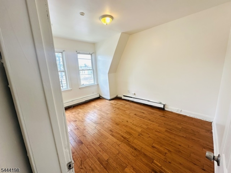78 Fern Ave Property Photo 4