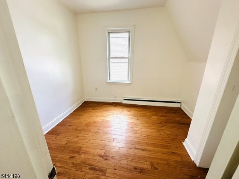 78 Fern Ave Property Photo 7