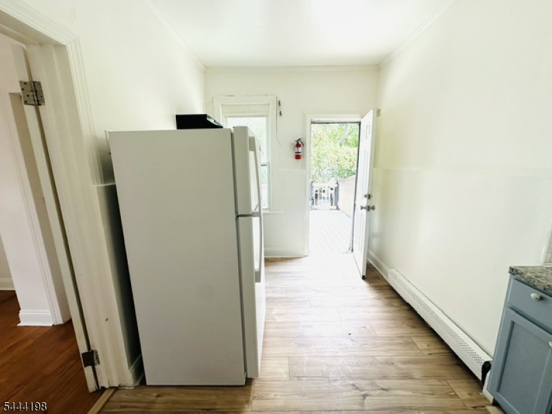 78 Fern Ave Property Photo 8