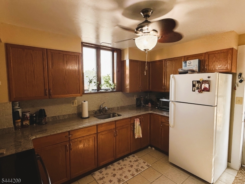 69 Main St Property Photo 13