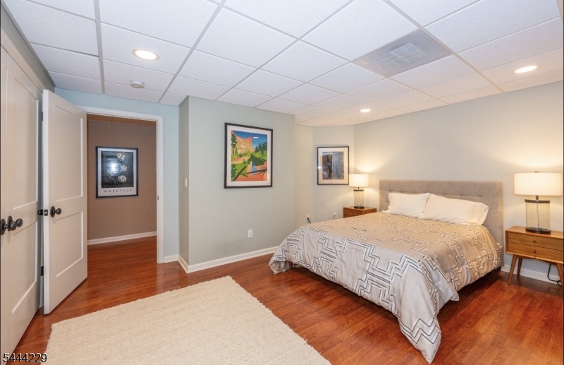 26 Turnberry Ln Property Photo 32