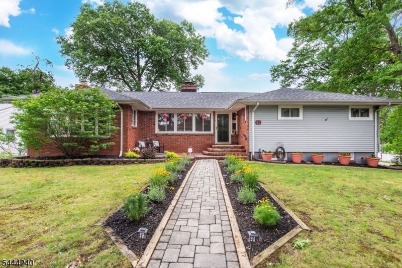 15 Absecon Rd Property Photo 1