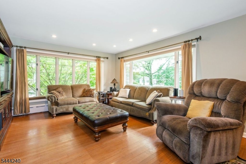 15 Absecon Rd Property Photo 2
