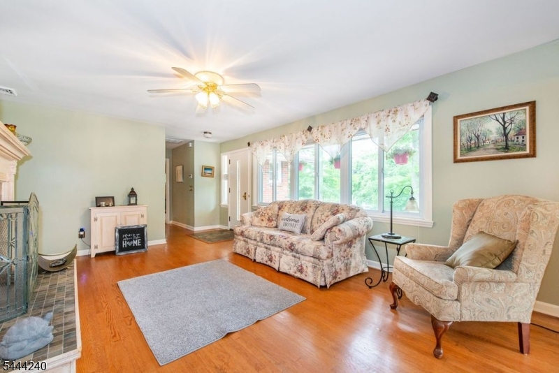 15 Absecon Rd Property Photo 3
