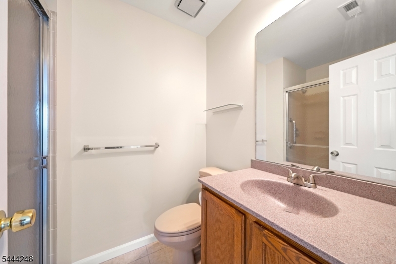 123 Harrow Dr Property Photo 14