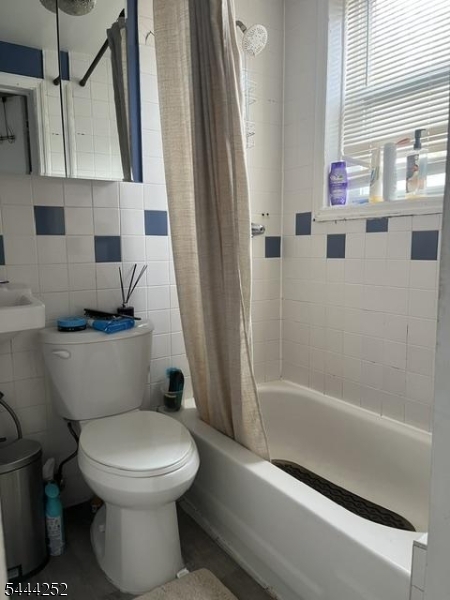 41 Lentz Ave Property Photo 6