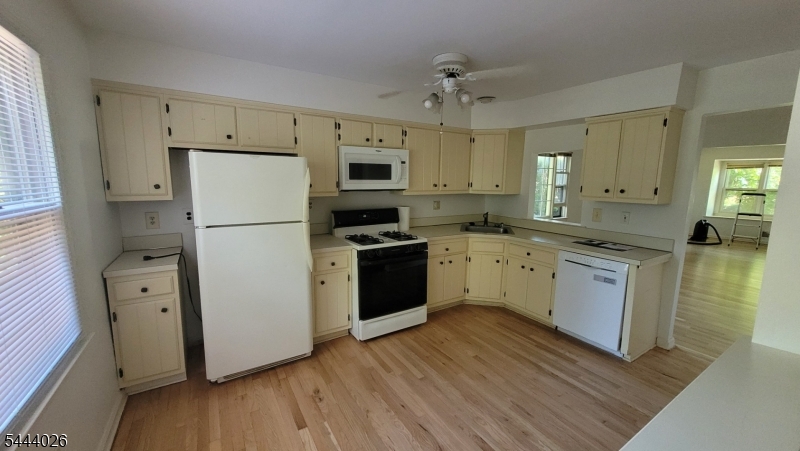 25 Wexford Dr Property Photo 4