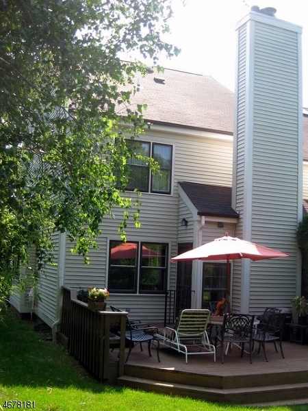 25 Wexford Dr Property Photo 16