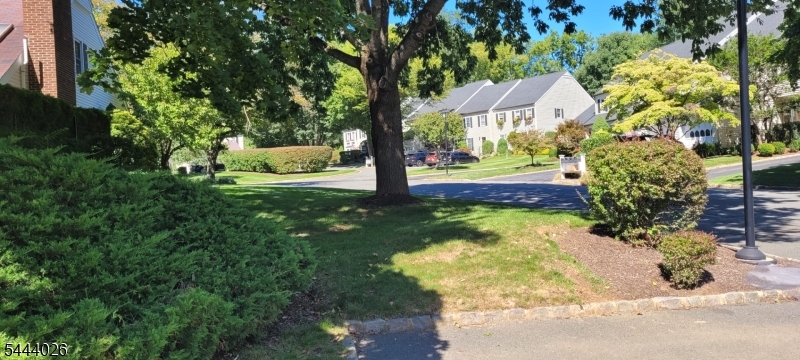 25 Wexford Dr Property Photo 18
