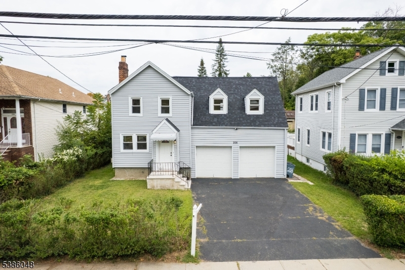 206 Linden Ave Property Photo 2