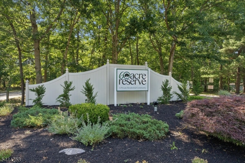 506 Violet Ln Property Photo 24