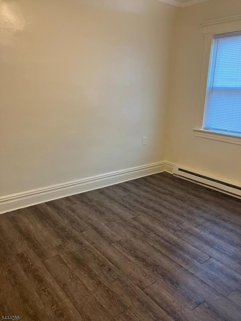 407 William St Property Photo 1