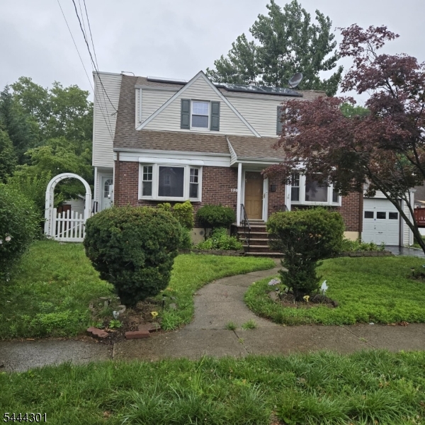 159 Sherwood Ave Property Photo 2