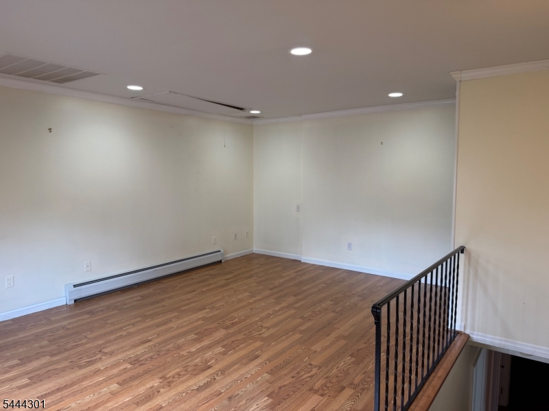 159 Sherwood Ave Property Photo 10
