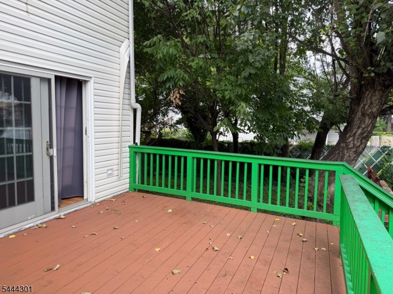 159 Sherwood Ave Property Photo 14