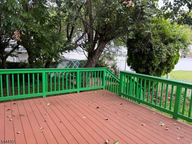 159 Sherwood Ave Property Photo 15