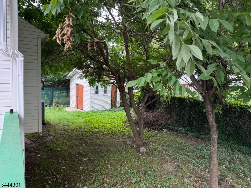 159 Sherwood Ave Property Photo 17