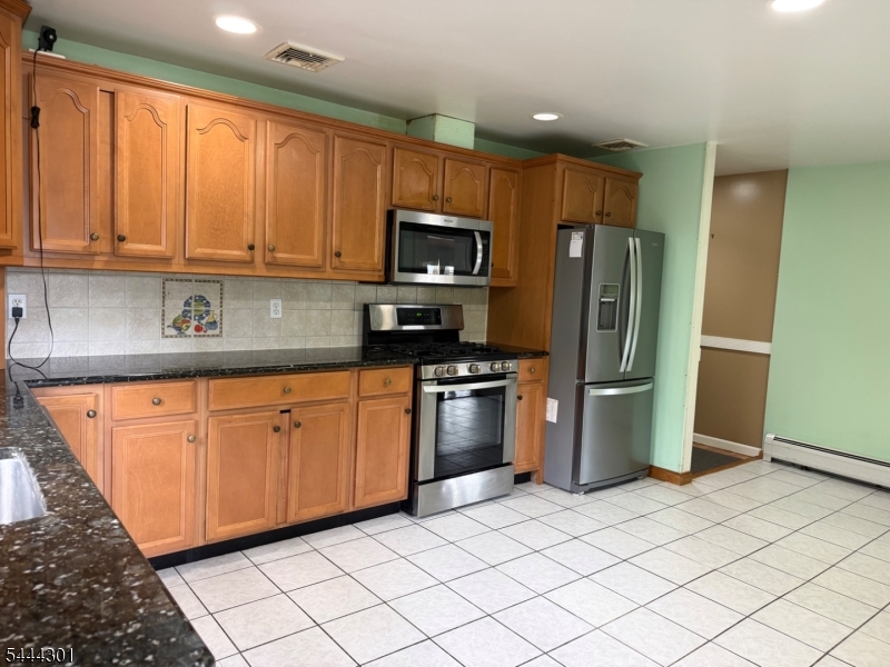 159 Sherwood Ave Property Photo 19