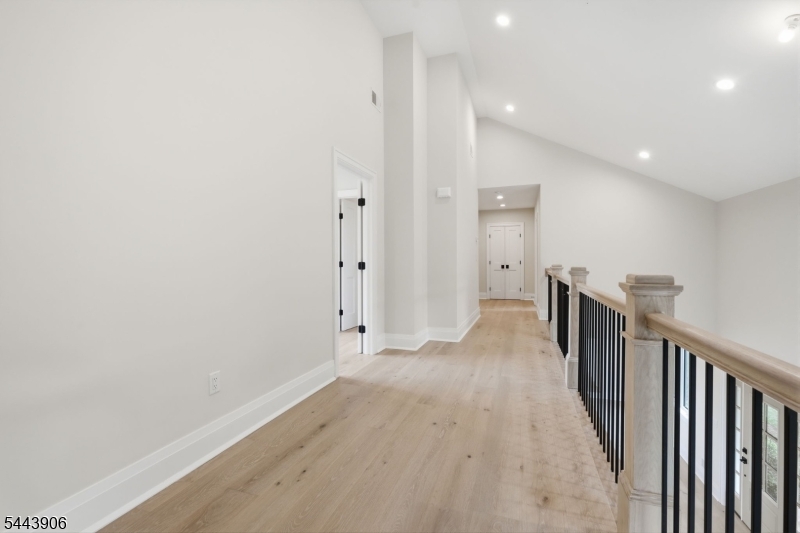 180 Roundtop Rd Property Photo 19