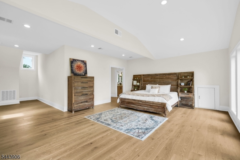 180 Roundtop Rd Property Photo 33