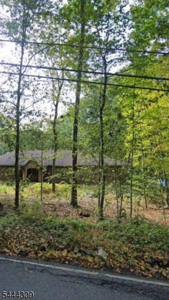 105 Kings Highwaay Property Photo 1