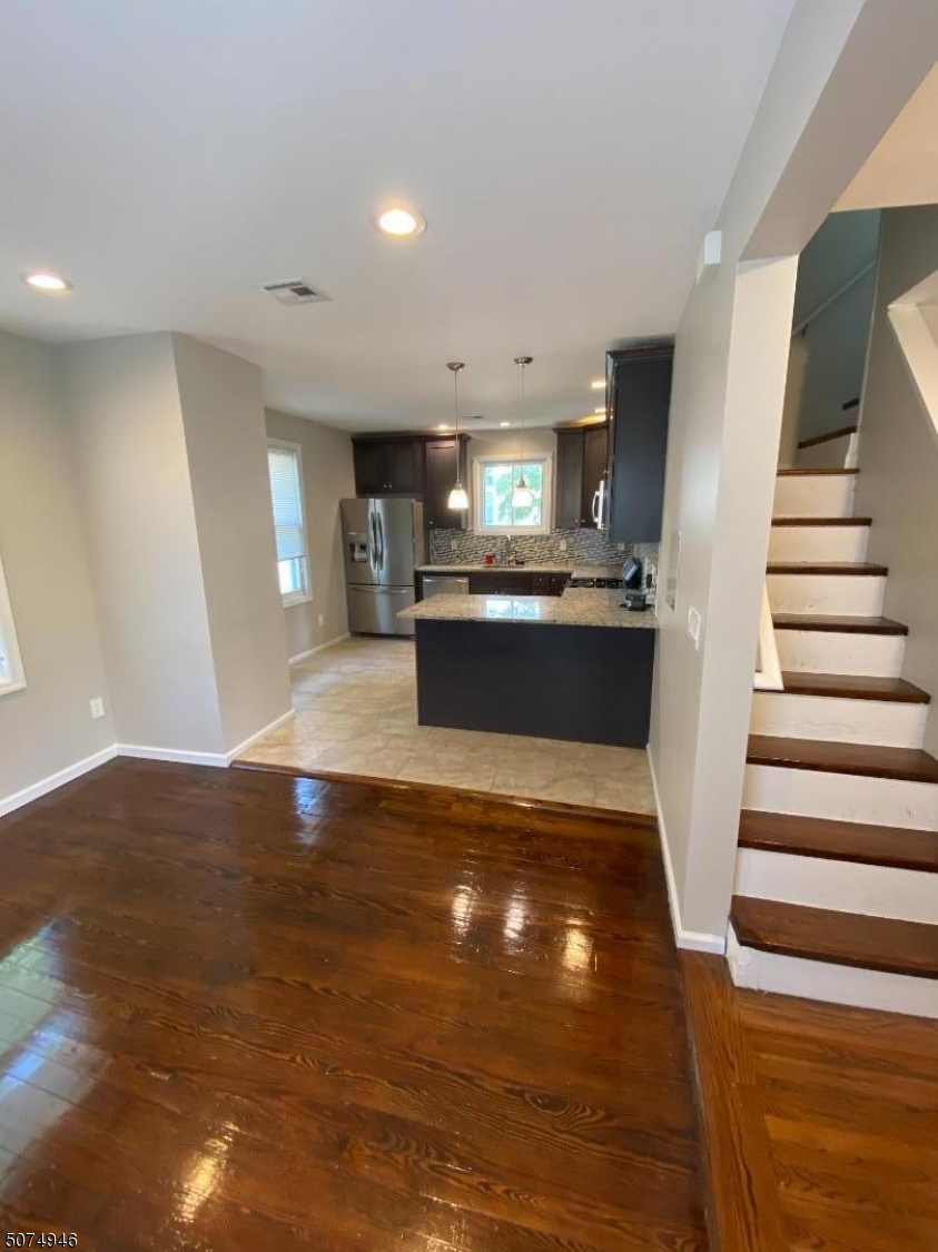 23 Walnut Ter Property Photo 12