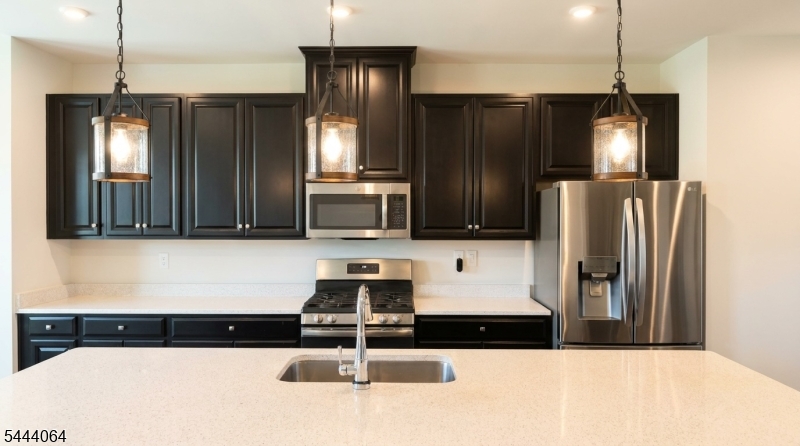16 Marsh Way Property Photo 2
