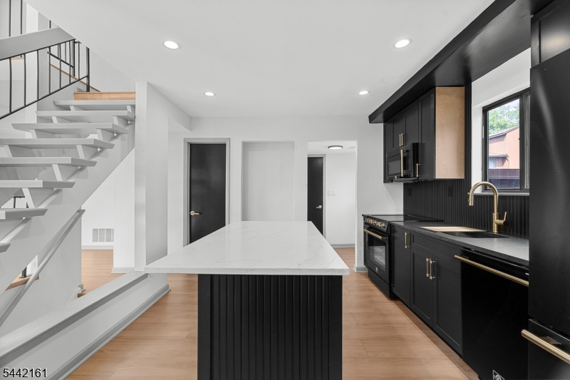 51 Taurus Dr, 3d Property Photo 4