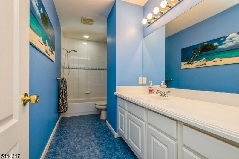 5 Ramapo Ct Property Photo 21