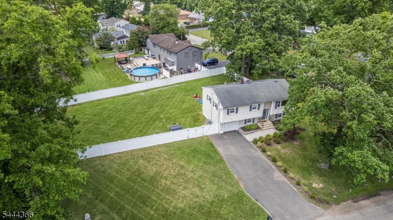 444 River Rd Property Photo 1