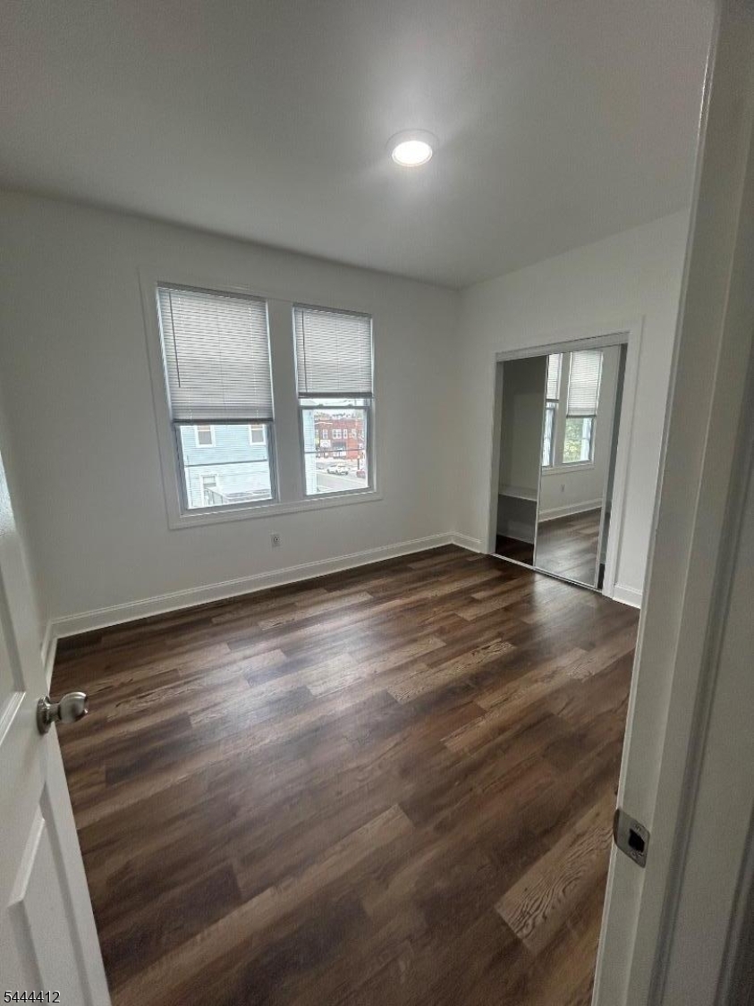 799 Kearny Ave Property Photo 5