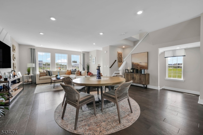 2 Doherty Way Property Photo 8