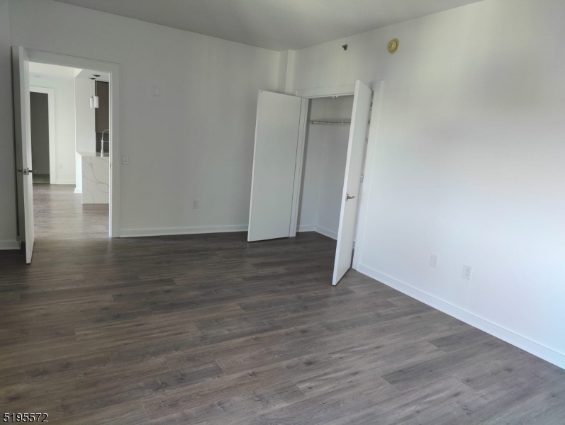 1 Carriage City Plz 1213 Property Photo 12