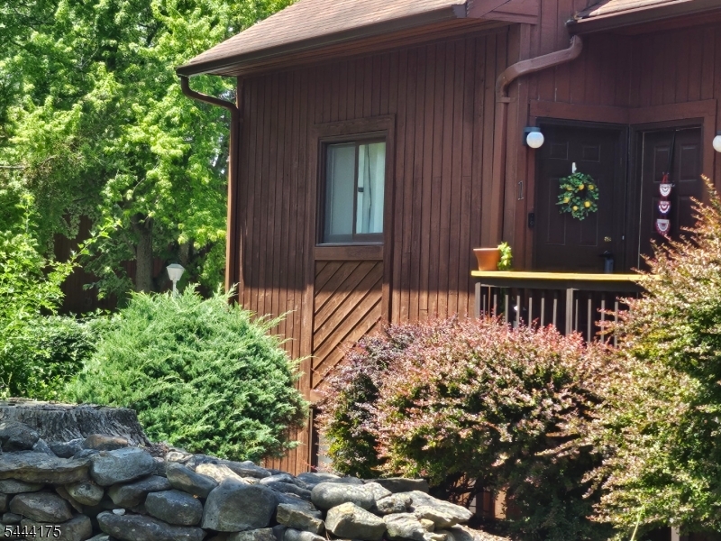 5 Sugar Loaf Ct 1 Property Photo 3