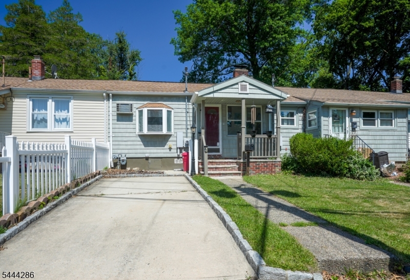 15 Van Wagoner Ave Property Photo 1