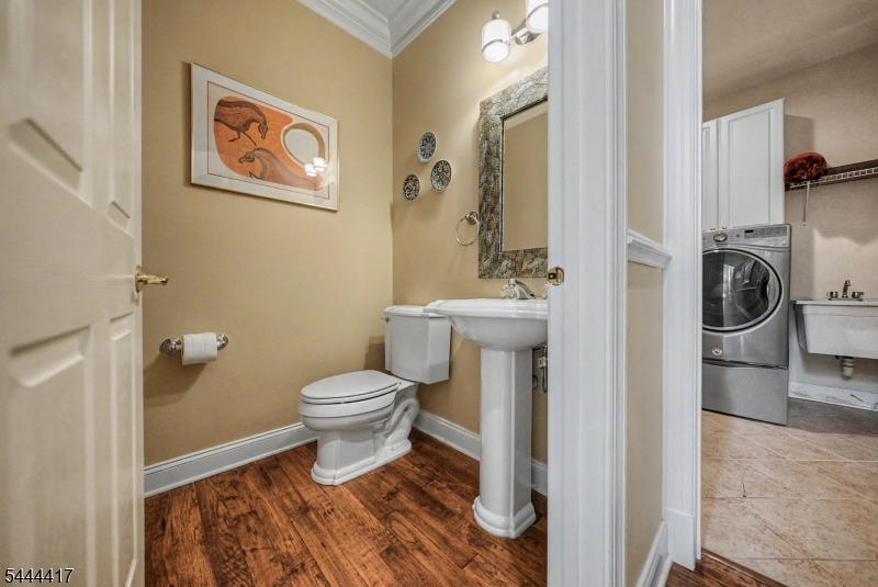 79 Mackenzie Lane South Property Photo 28