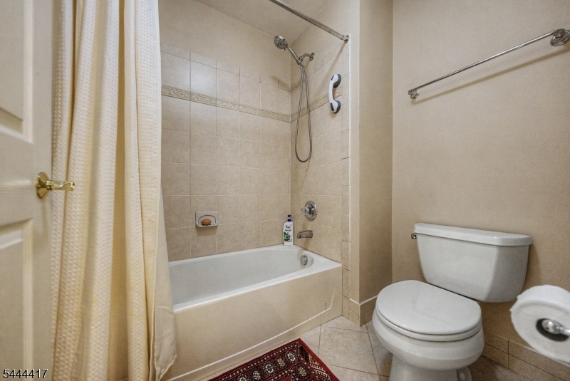 79 Mackenzie Lane South Property Photo 37