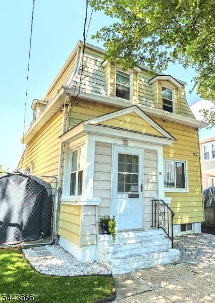 91 Clinton St Property Photo 1