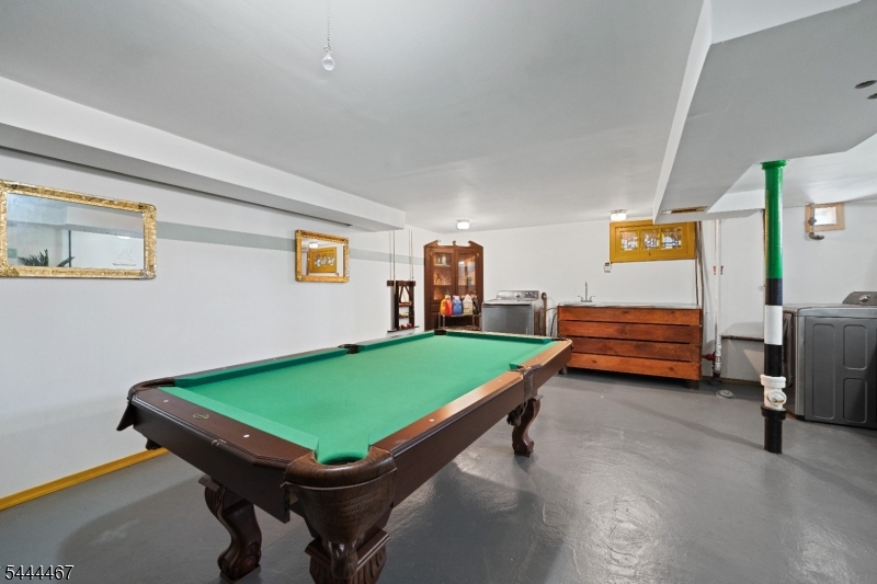 137 Day St Property Photo 13