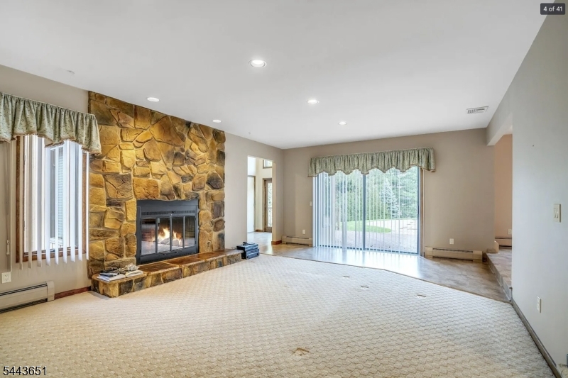 88 Van Blarcom Ln Property Photo 8