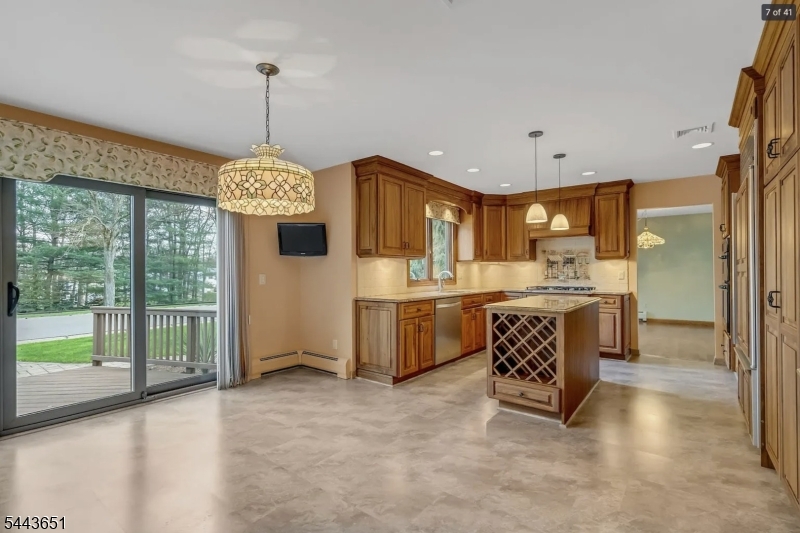 88 Van Blarcom Ln Property Photo 12