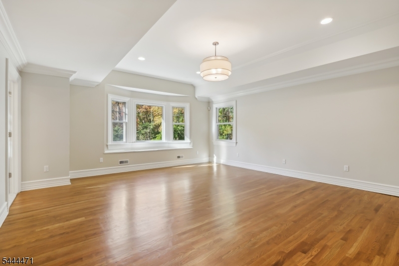 5 Winding Way Property Photo 20