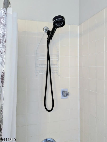13 Lewis St Property Photo 10