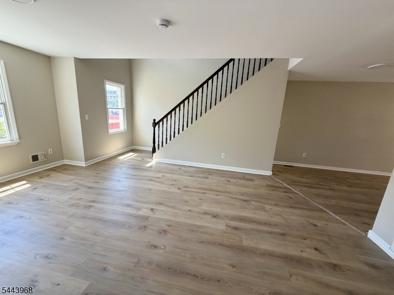 16 E Kinney St Property Photo 11