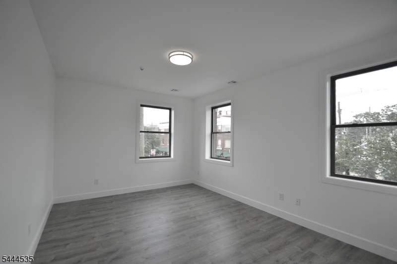 340 Millburn Ave 2a Property Photo 7